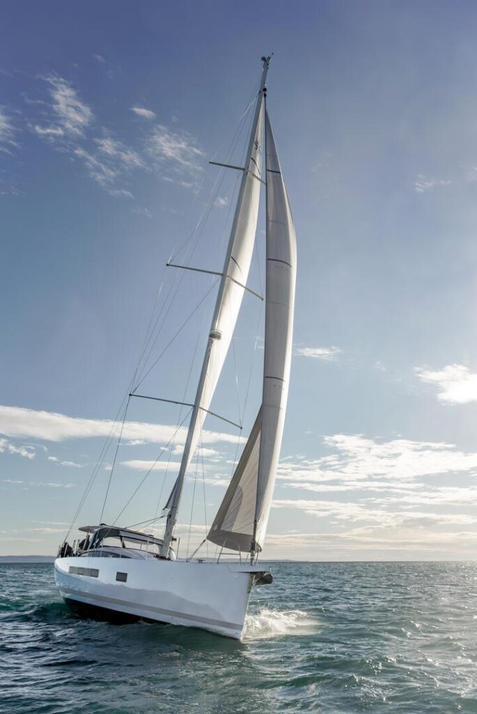 https://www.jeanneau.com/boats/sailboat/4-jeanneau-yachts/663-jeanneau-yachts-65